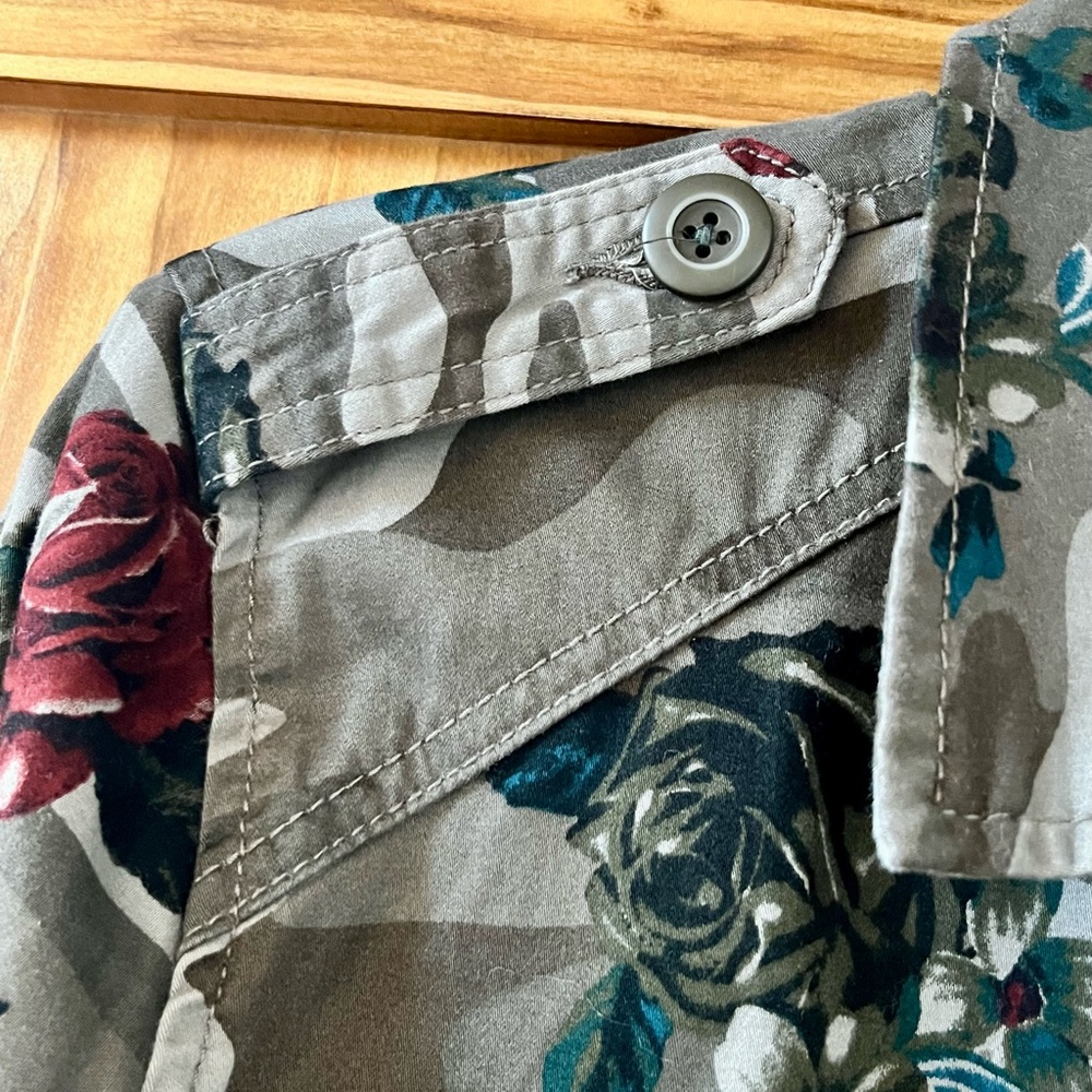 American Rag Floral Camouflage Jean Jacket Size L - Picture 4 of 8